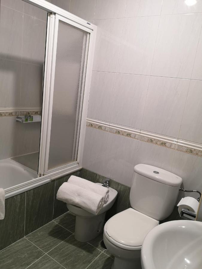 Hostal Carbonara Ла-Корунья Экстерьер фото