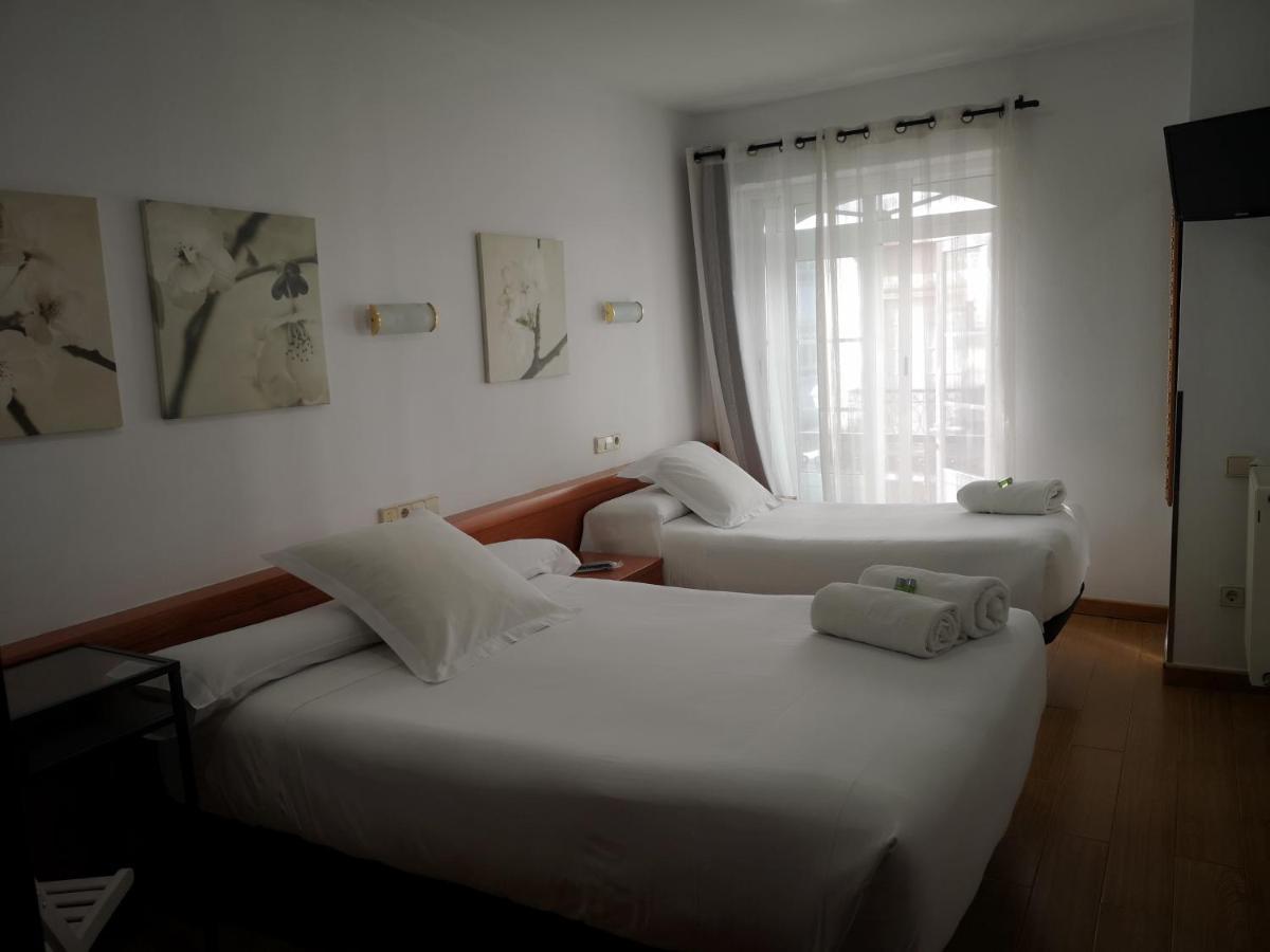 Hostal Carbonara Ла-Корунья Экстерьер фото