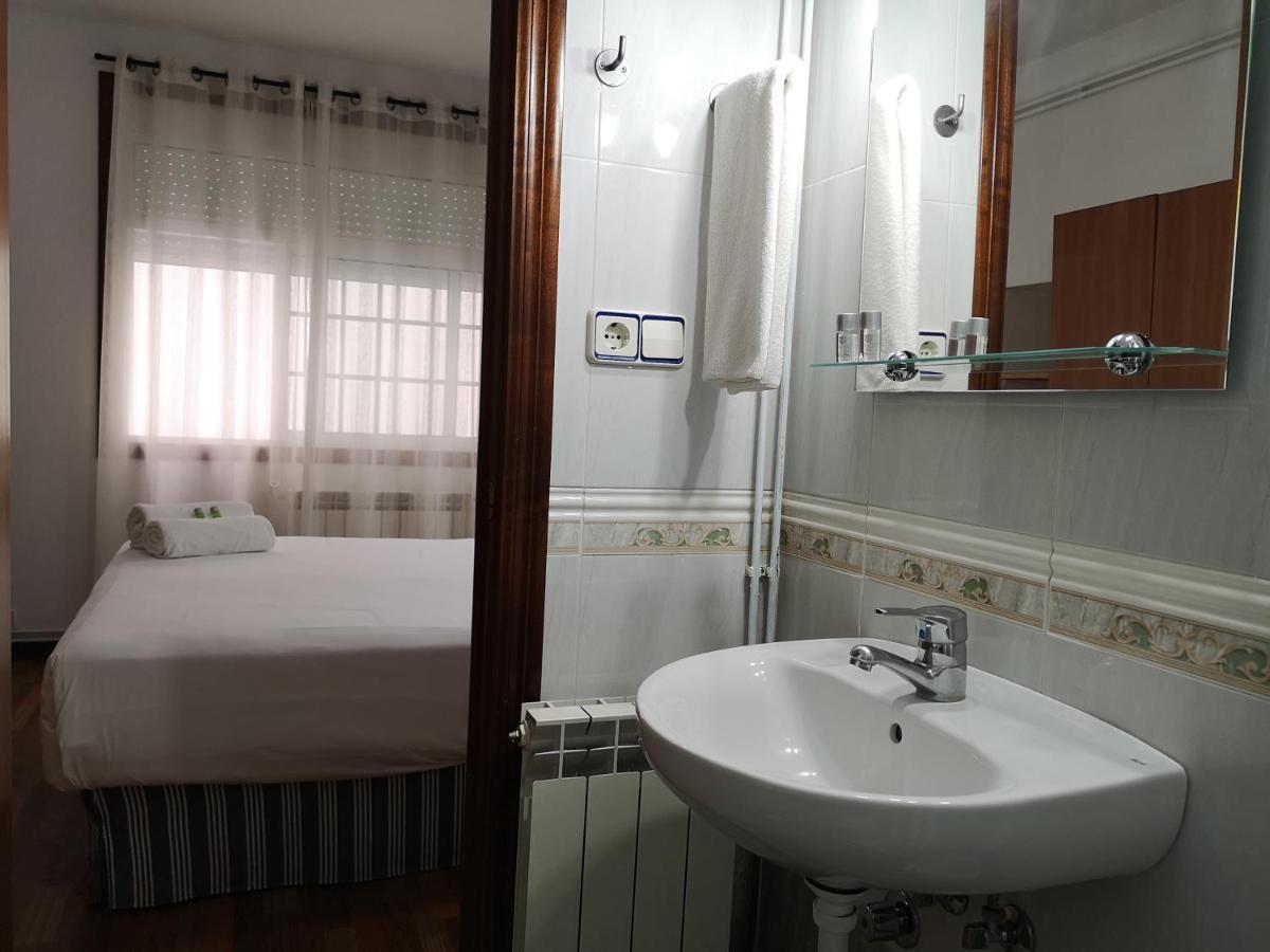 Hostal Carbonara Ла-Корунья Экстерьер фото