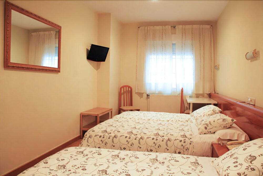 Hostal Carbonara Ла-Корунья Экстерьер фото